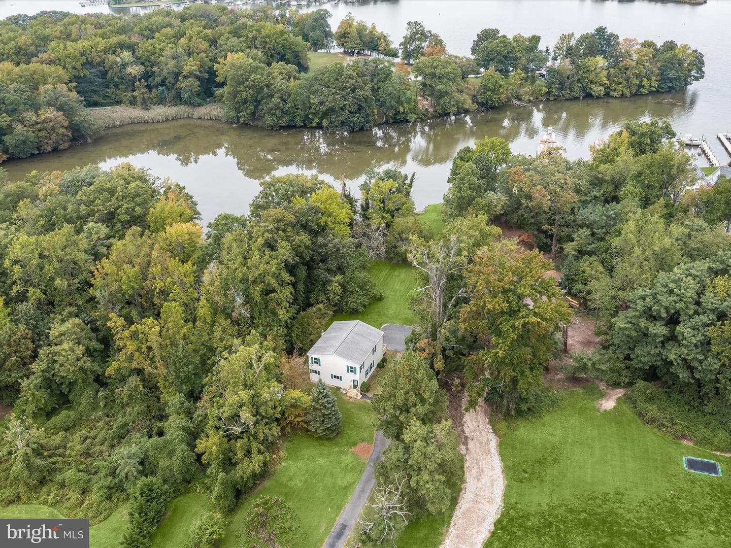 2400 Holly Neck Road