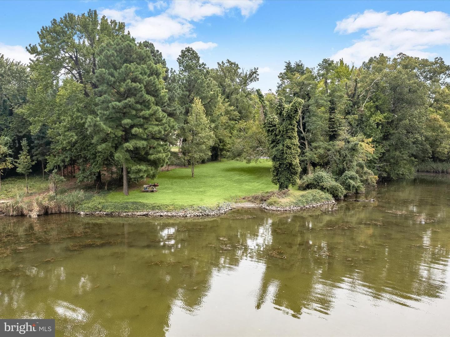 2400 Holly Neck Road photo 5
