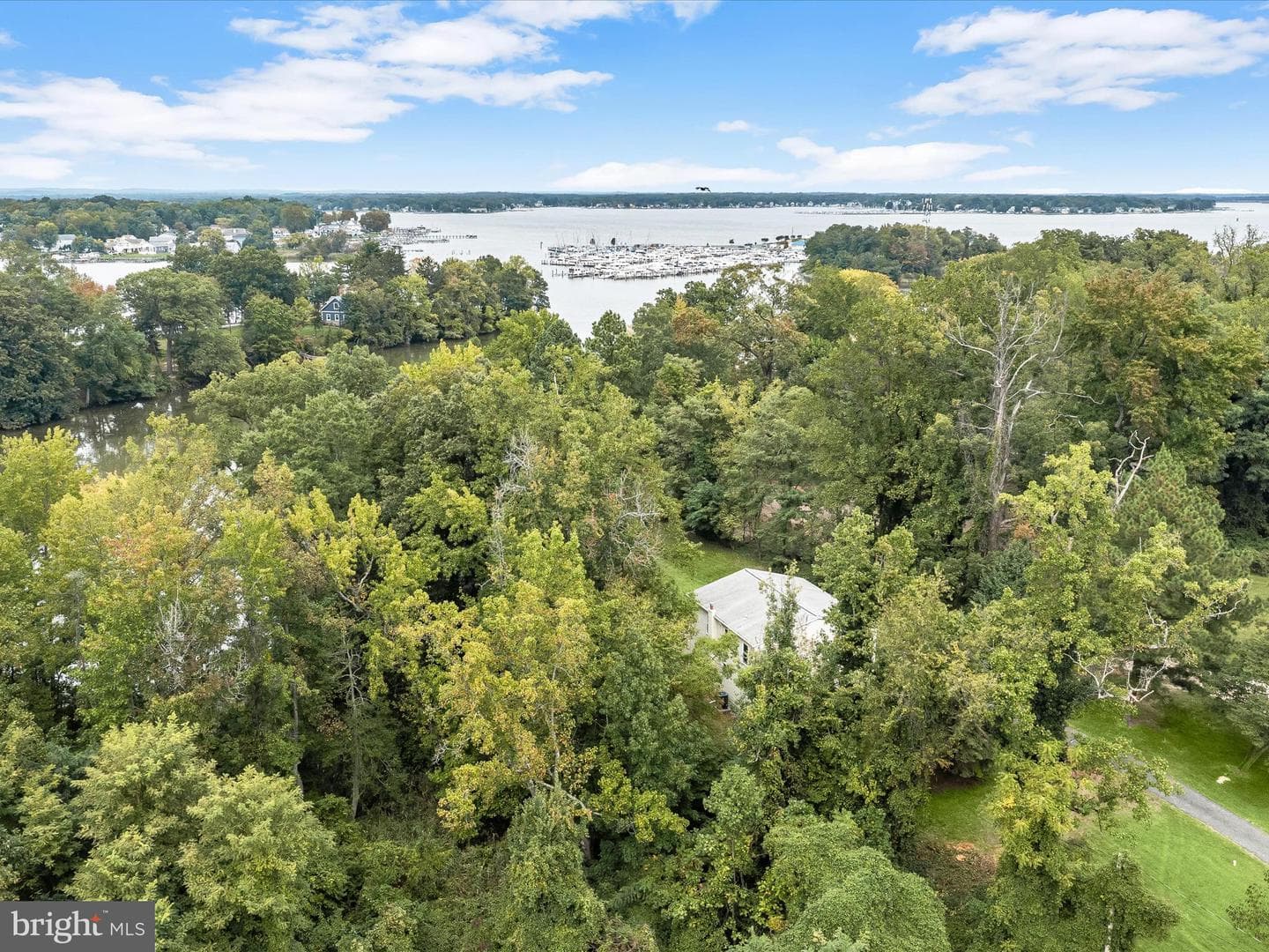 2400 Holly Neck Road photo 55