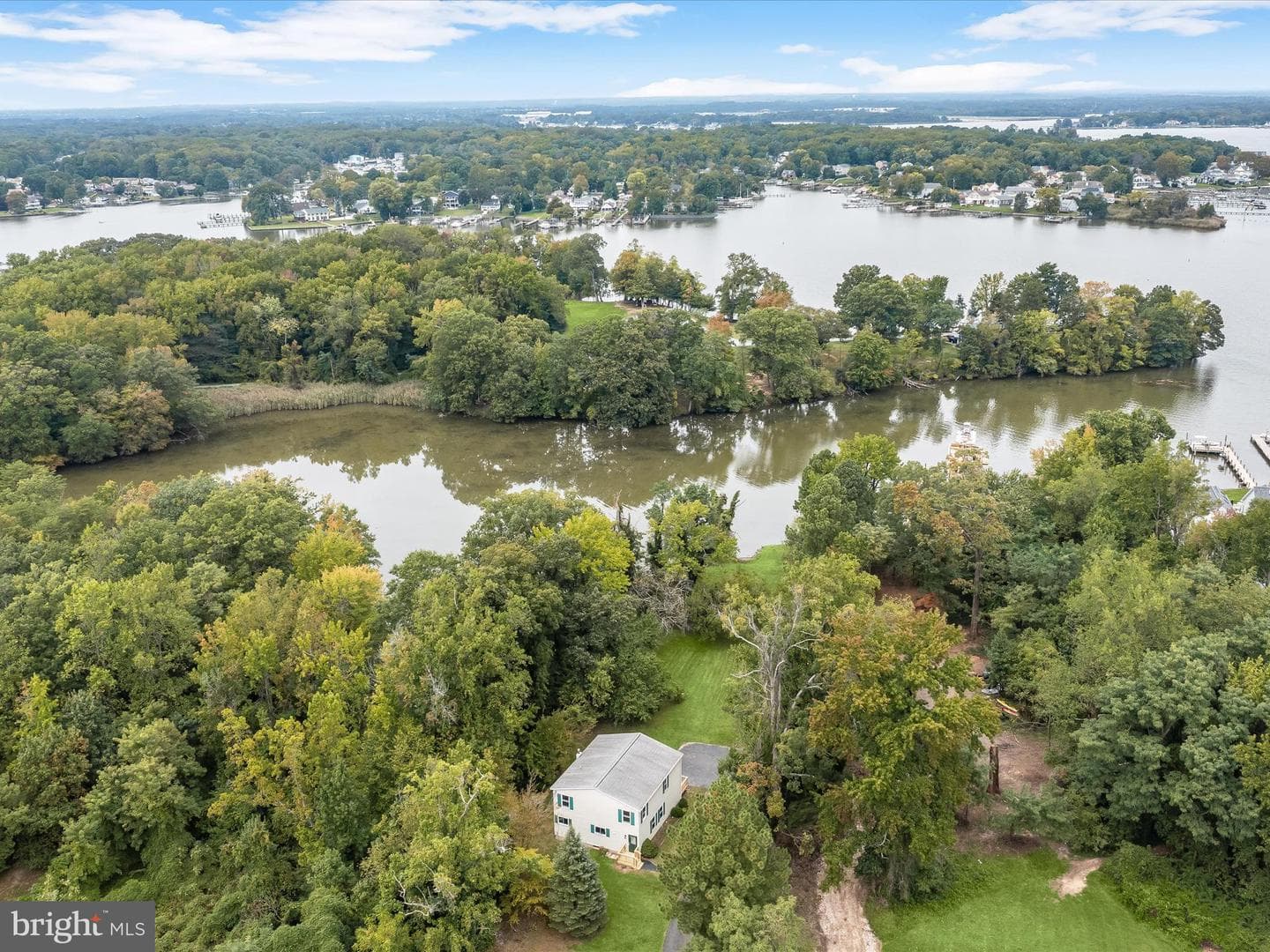 2400 Holly Neck Road photo 9