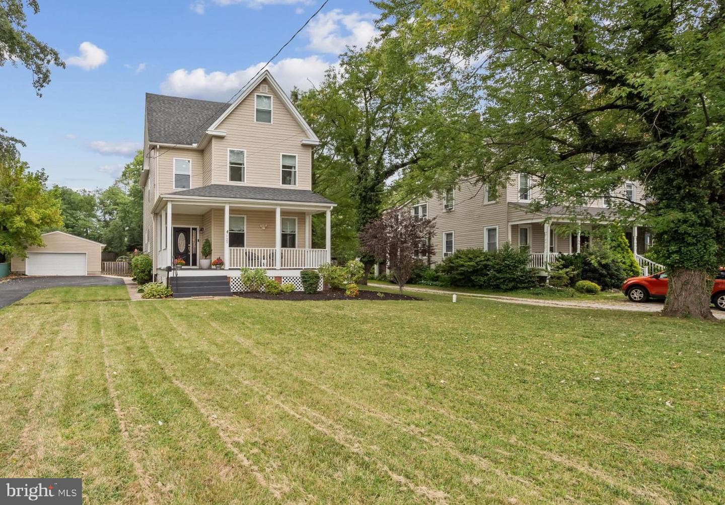 127 Bloomsbury Avenue