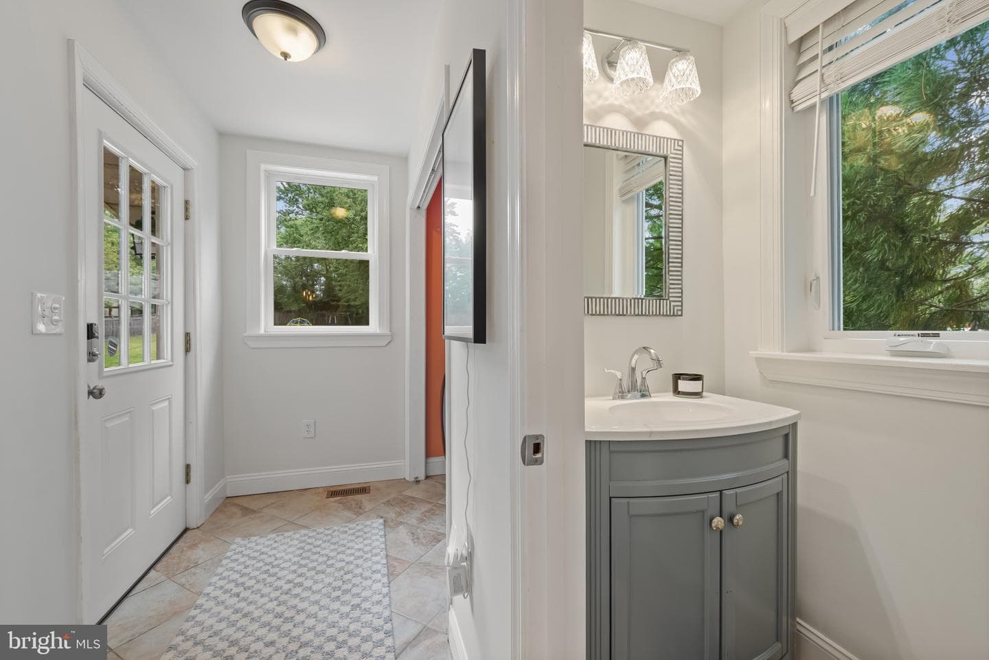 127 Bloomsbury Avenue photo 22