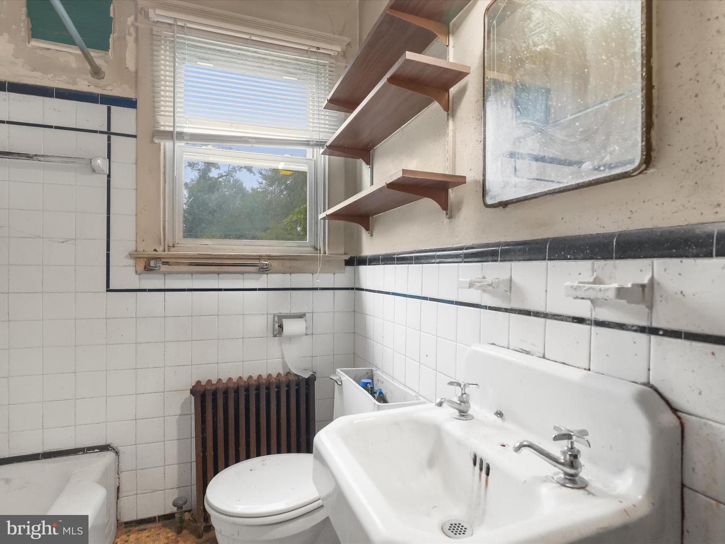 5559 Ashbourne Road photo 10