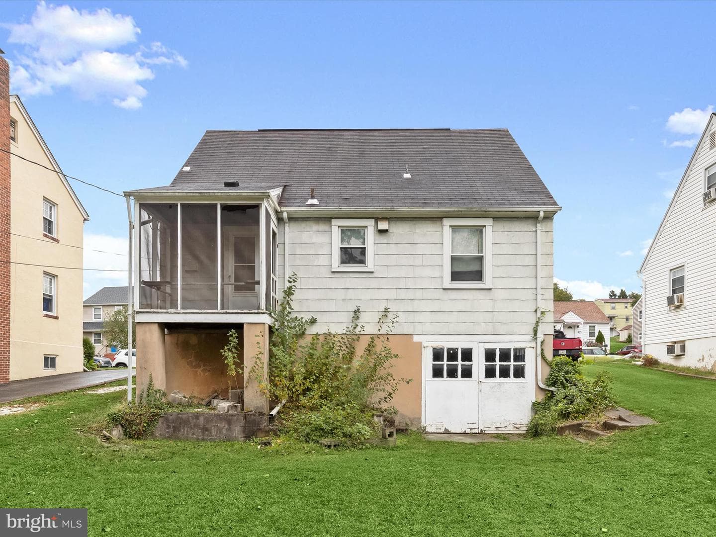 5559 Ashbourne Road photo 3