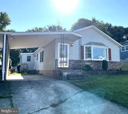5205 Larlin Road photo 2