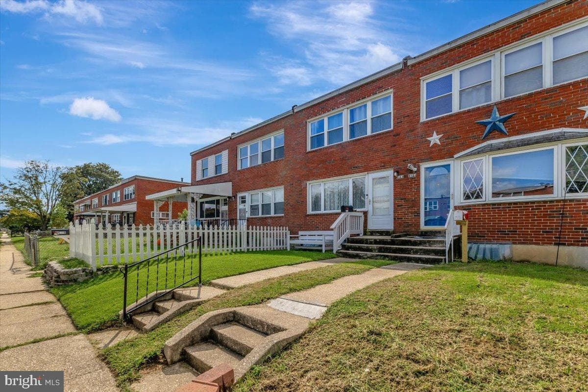 8123 Mid Haven Road photo 2