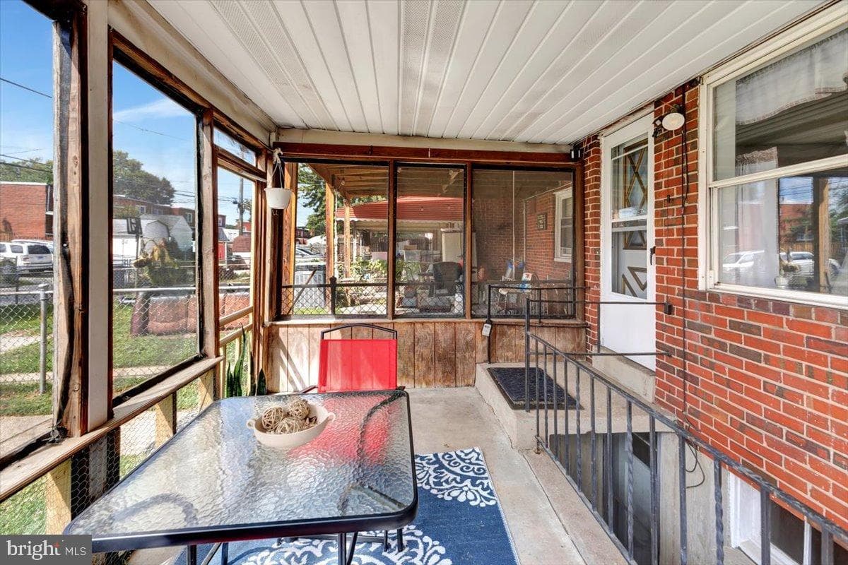 8123 Mid Haven Road photo 3