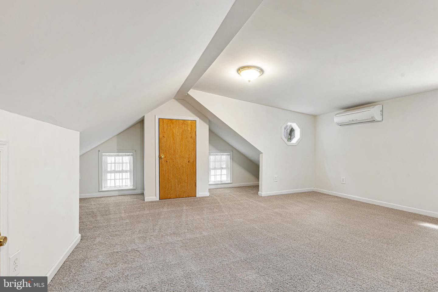 8216 Beach Drive photo 28