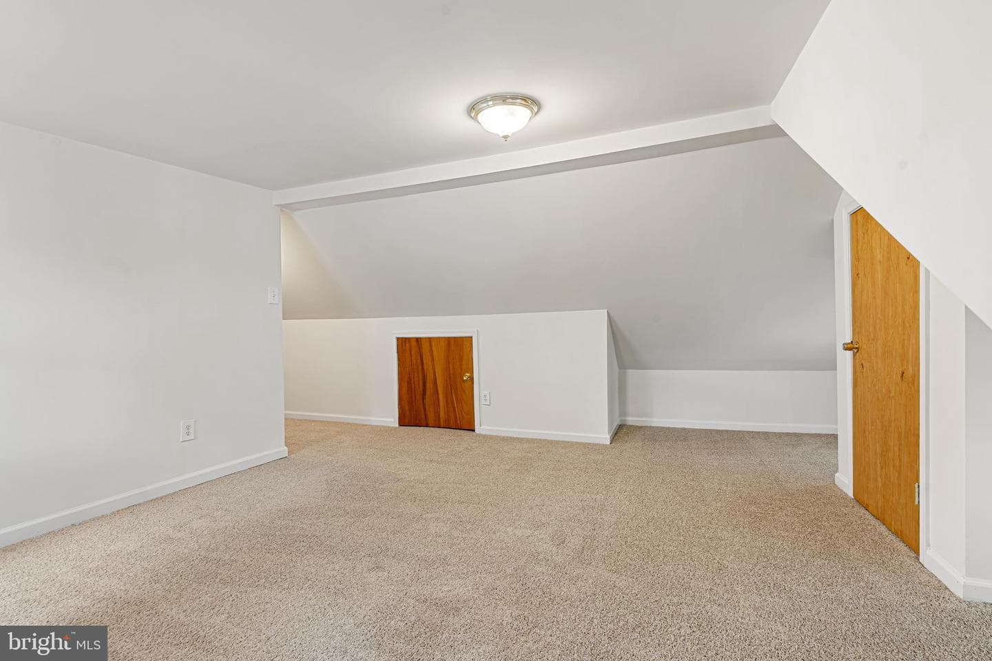 8216 Beach Drive photo 29