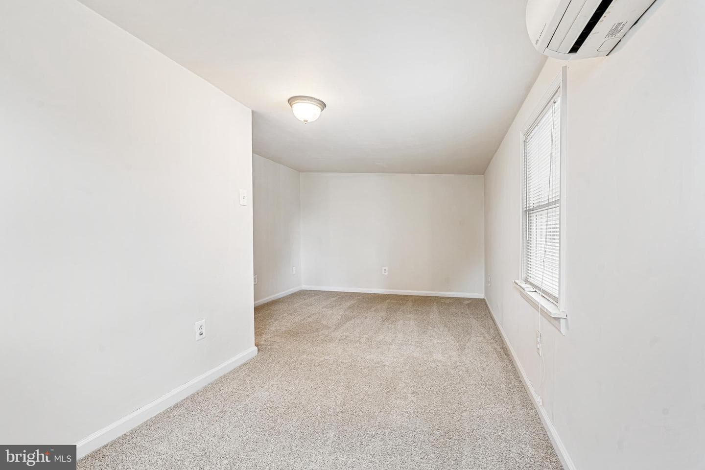 8216 Beach Drive photo 31