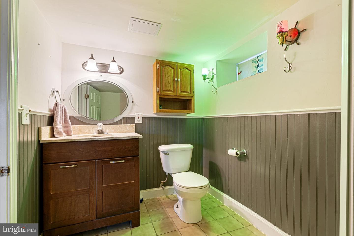 8216 Beach Drive photo 37