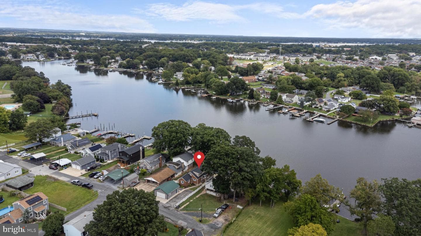 8216 Beach Drive photo 4