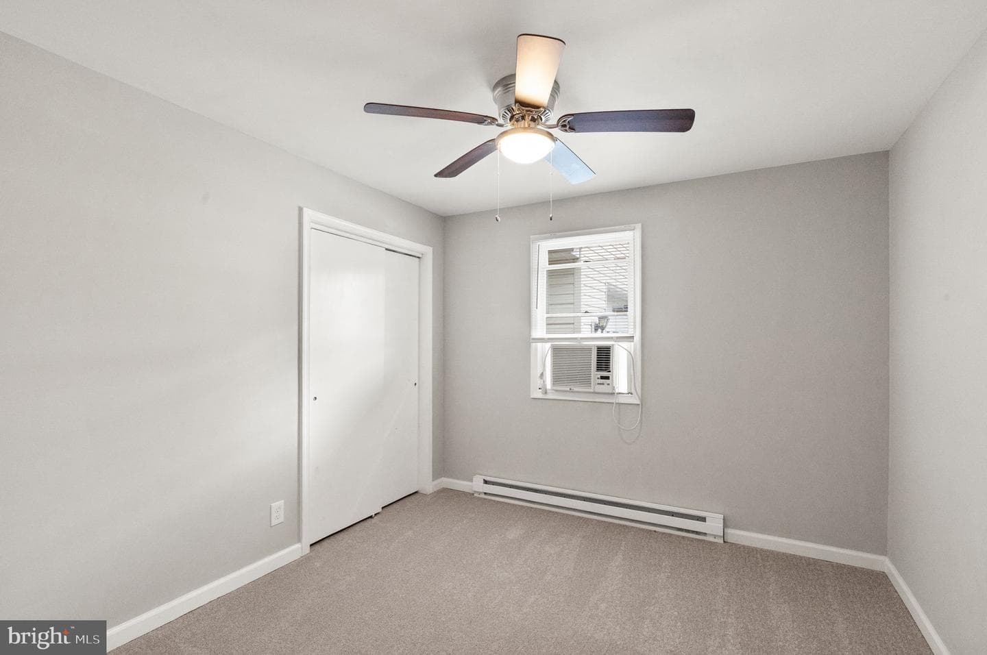 2424 Suncrest photo 21