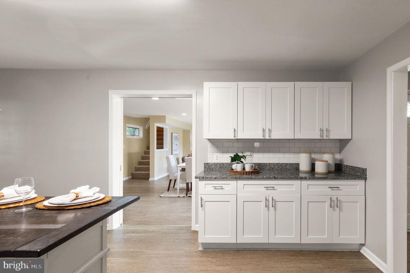 2424 Suncrest photo 7
