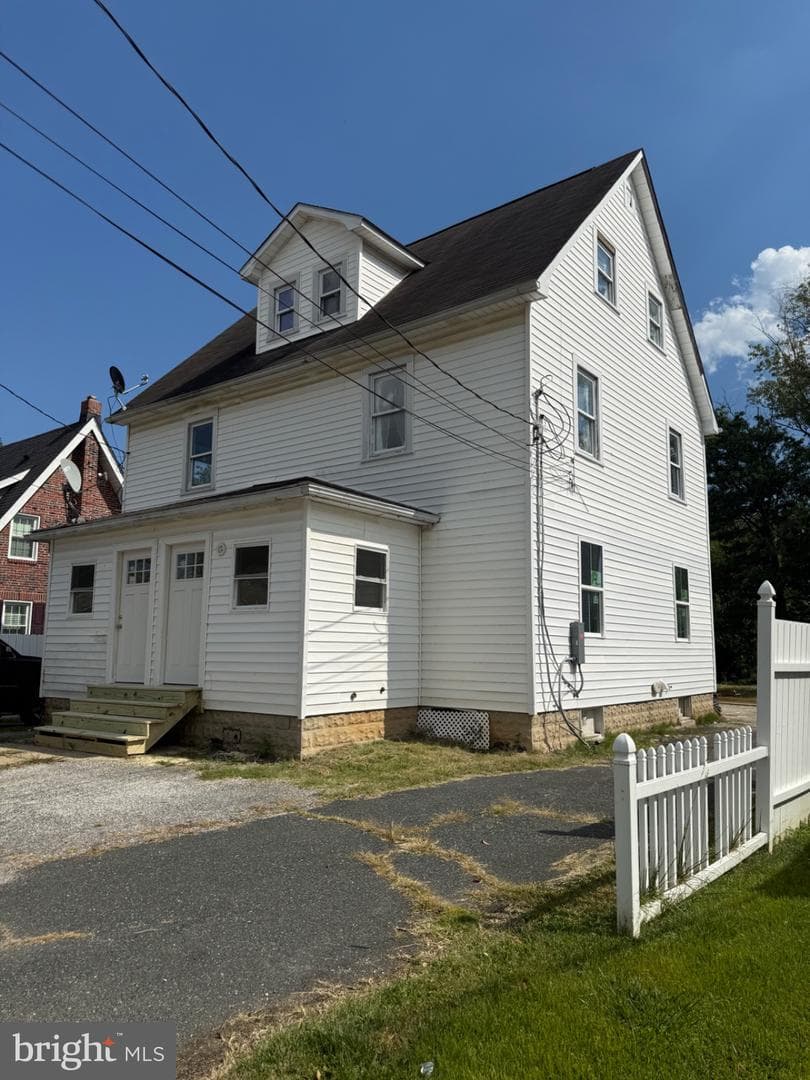 2125 Oakland Road