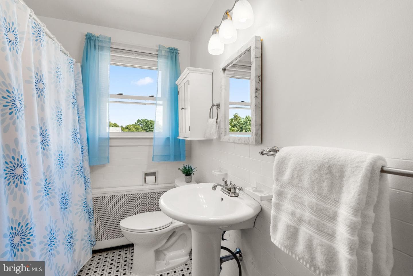 1229 Leeds Terrace photo 30