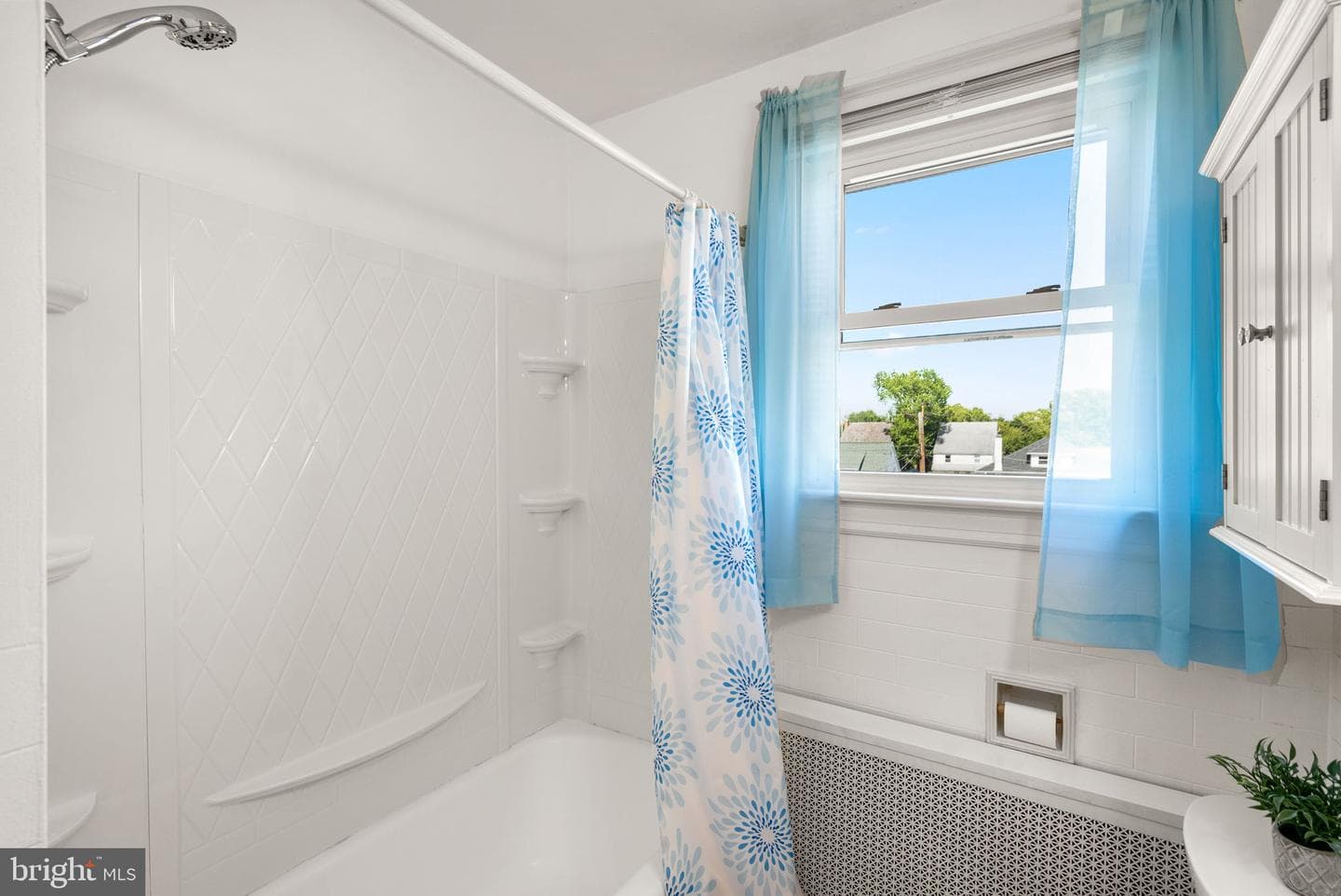 1229 Leeds Terrace photo 31