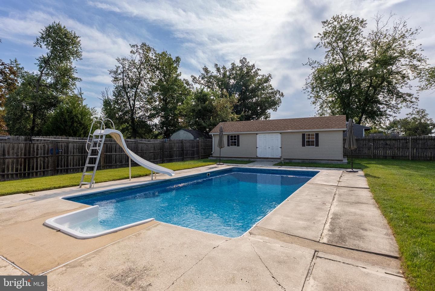 6513 Corkley photo 37