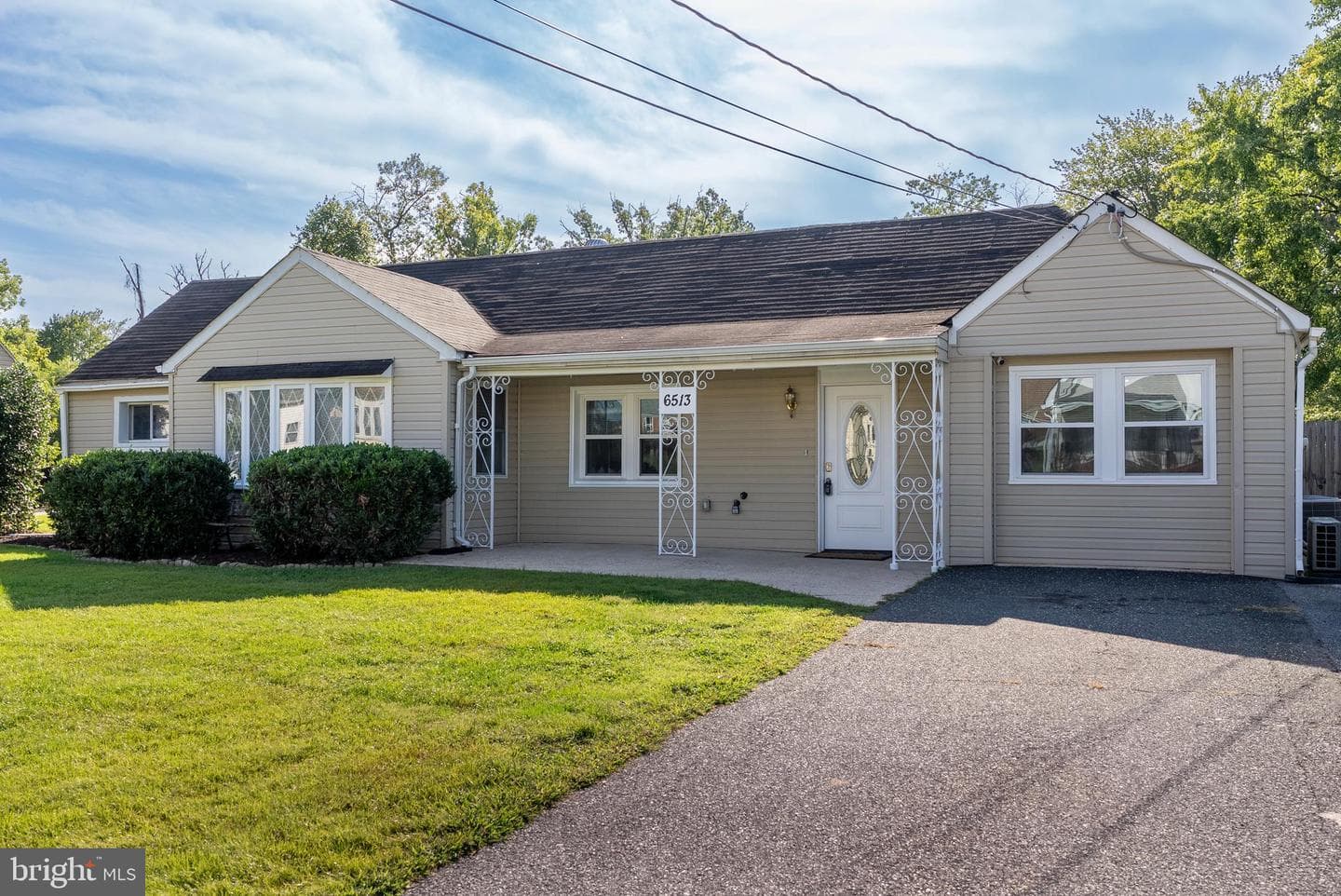 6513 Corkley photo 6