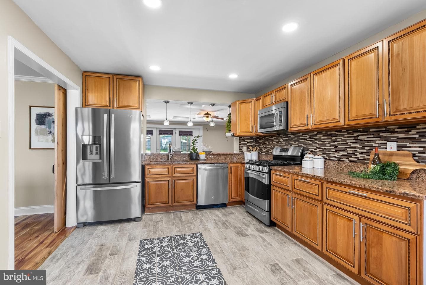 6513 Corkley photo 9