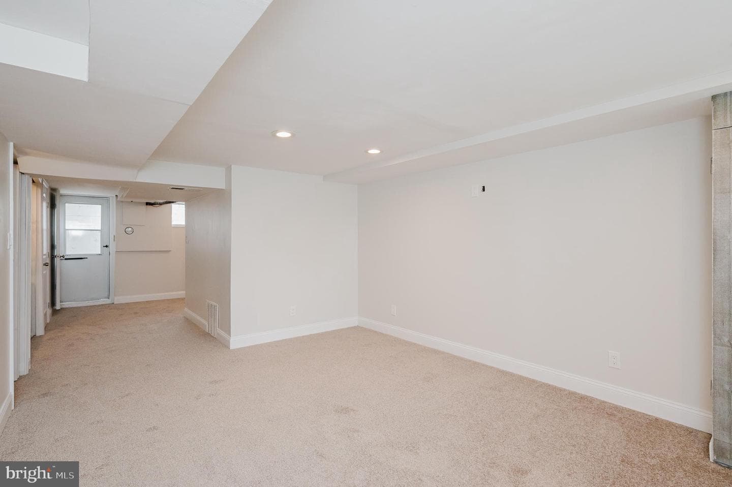 7445 Holabird Avenue photo 29