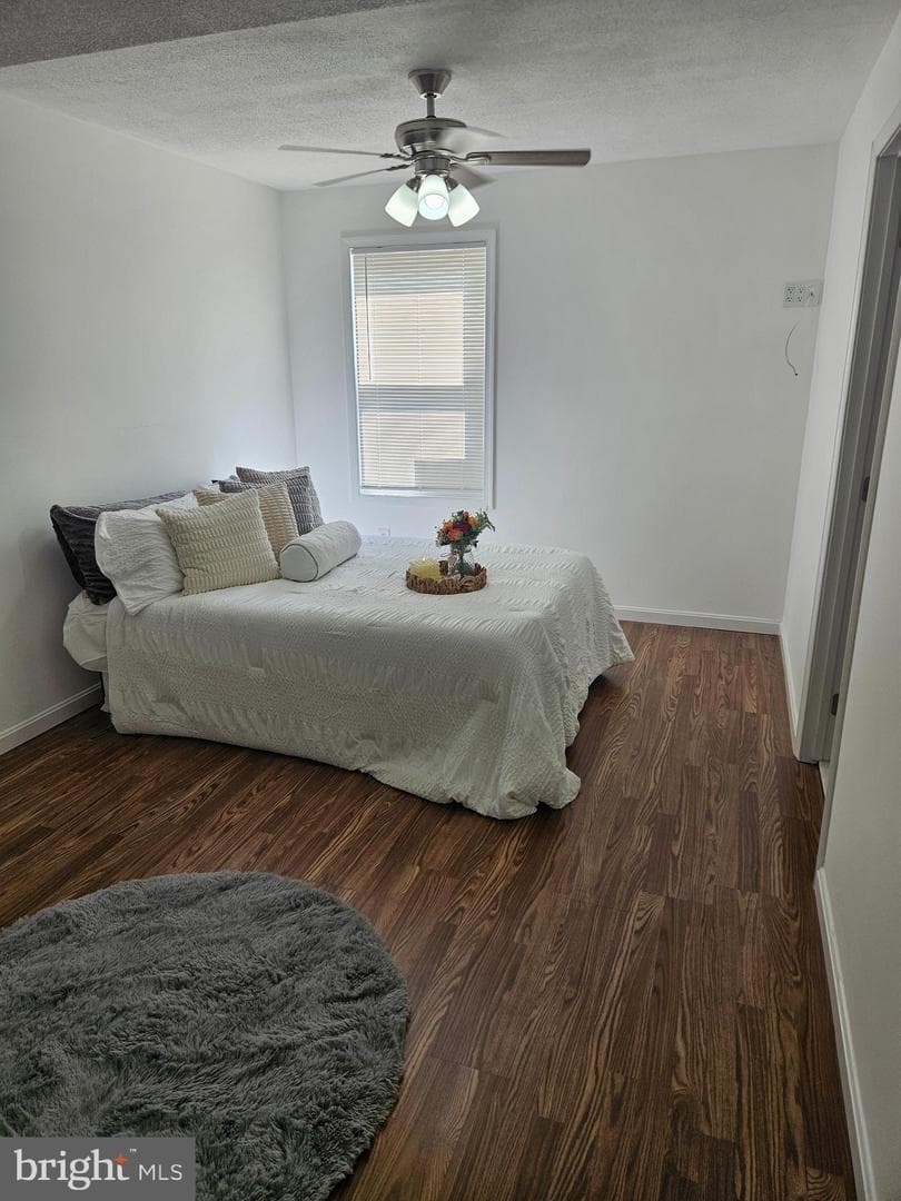 1015 Sumter Avenue photo 23