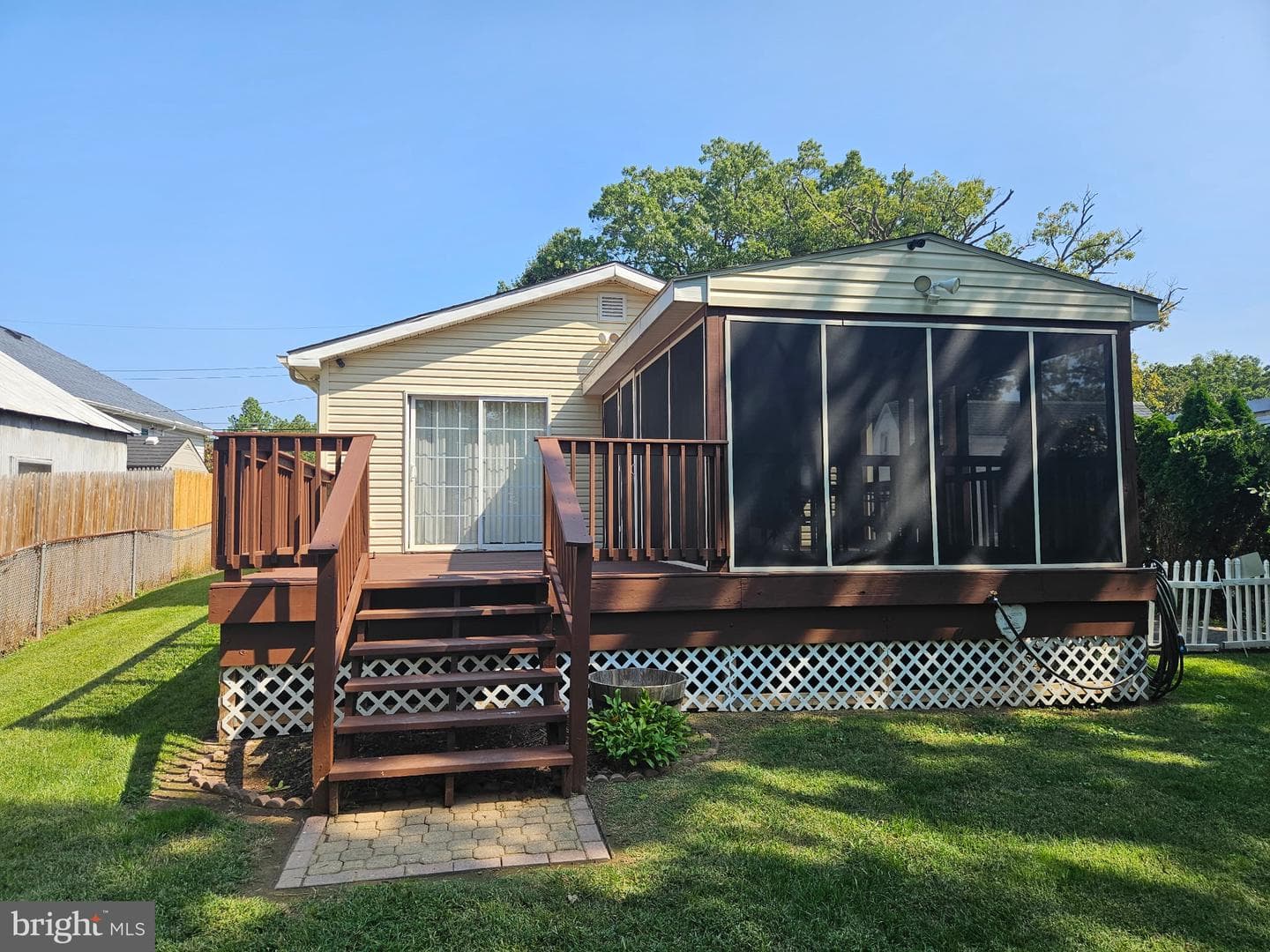 1015 Sumter Avenue photo 37
