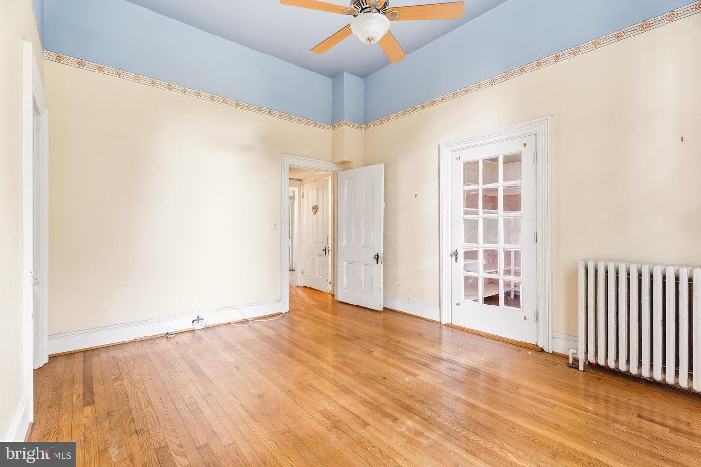 308 Morris Avenue photo 25