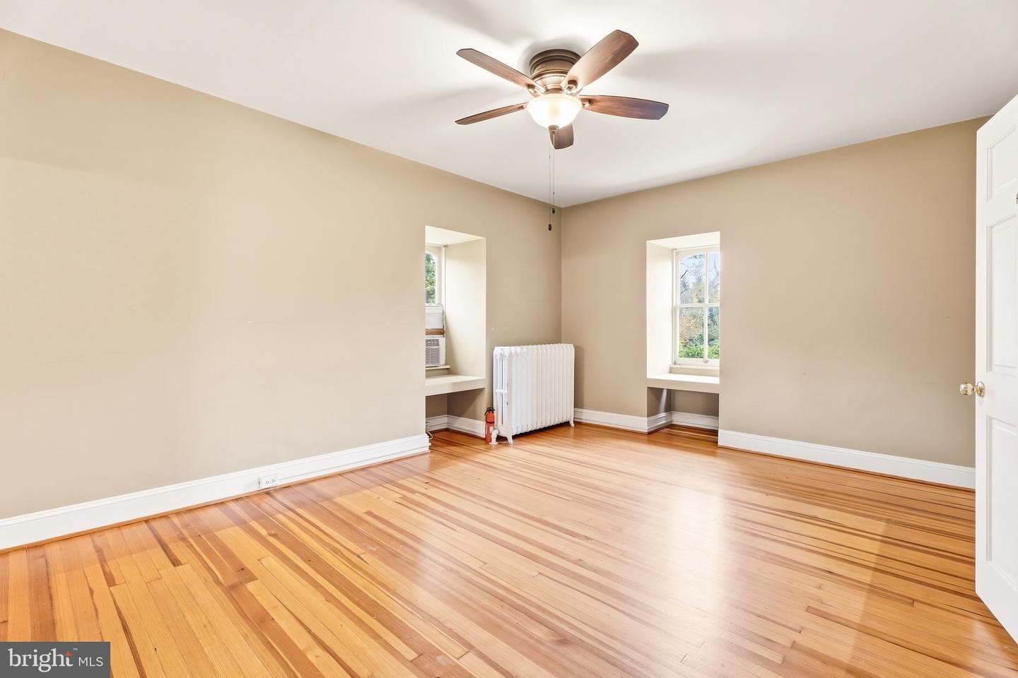 308 Morris Avenue photo 58