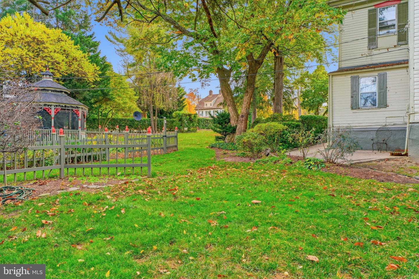 308 Morris Avenue photo 73