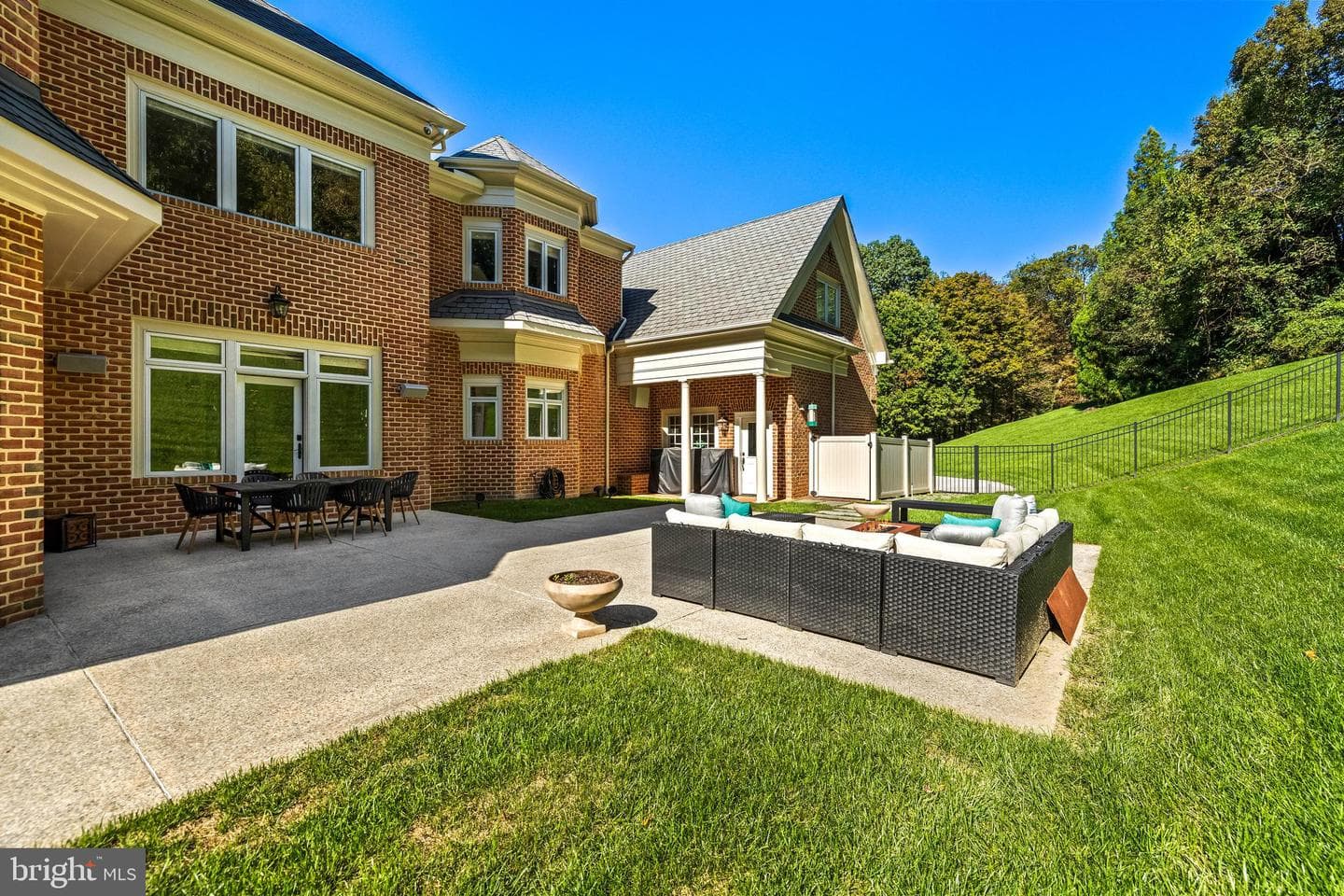 1421 Wine Spring photo 132