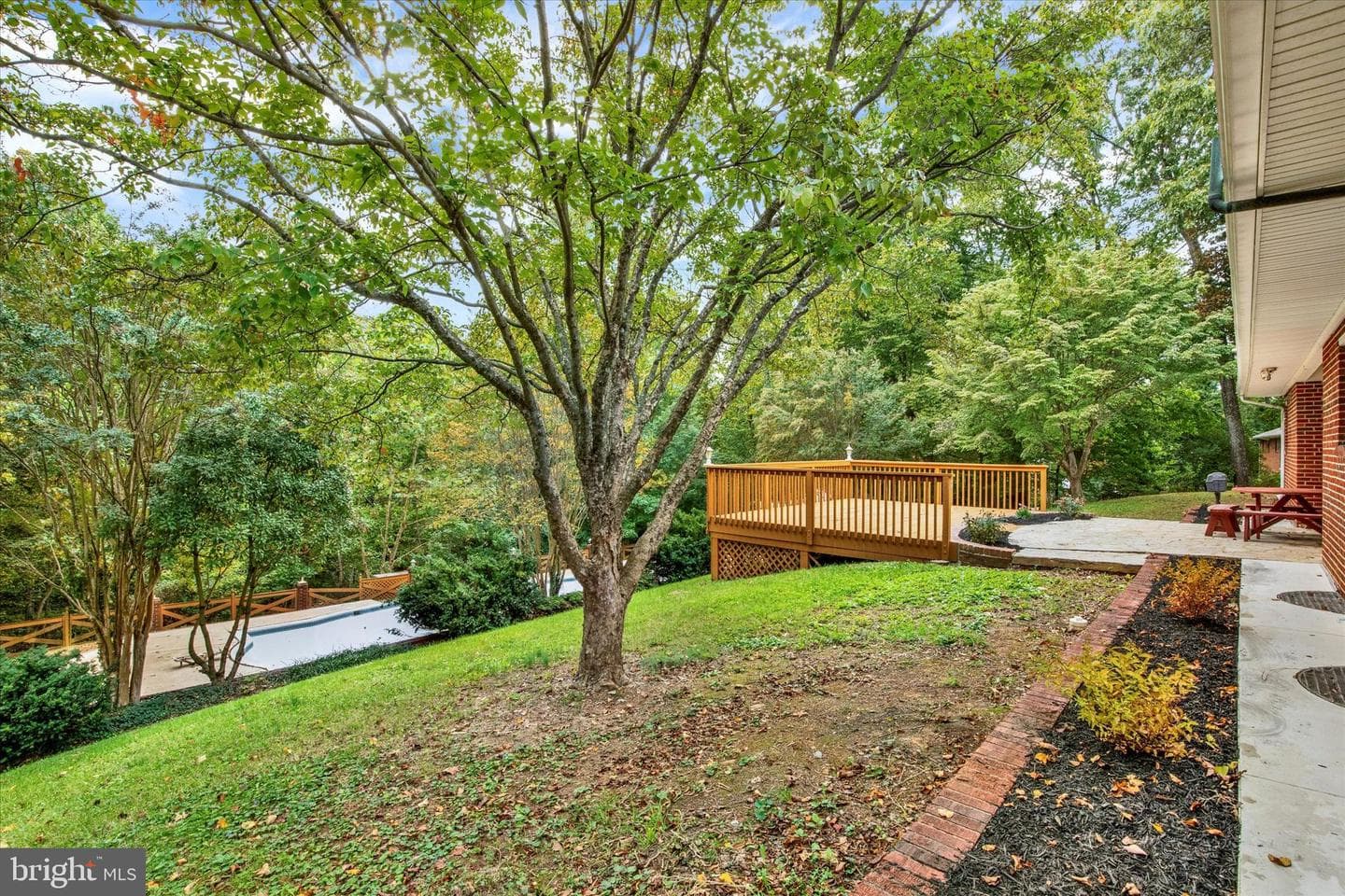 7 Bangert Avenue photo 41