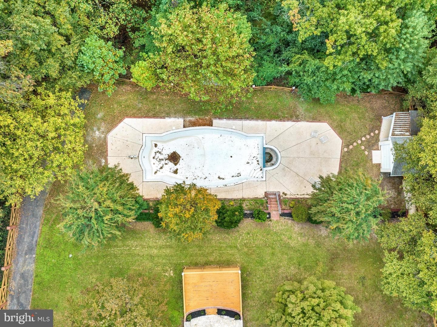 7 Bangert Avenue photo 52