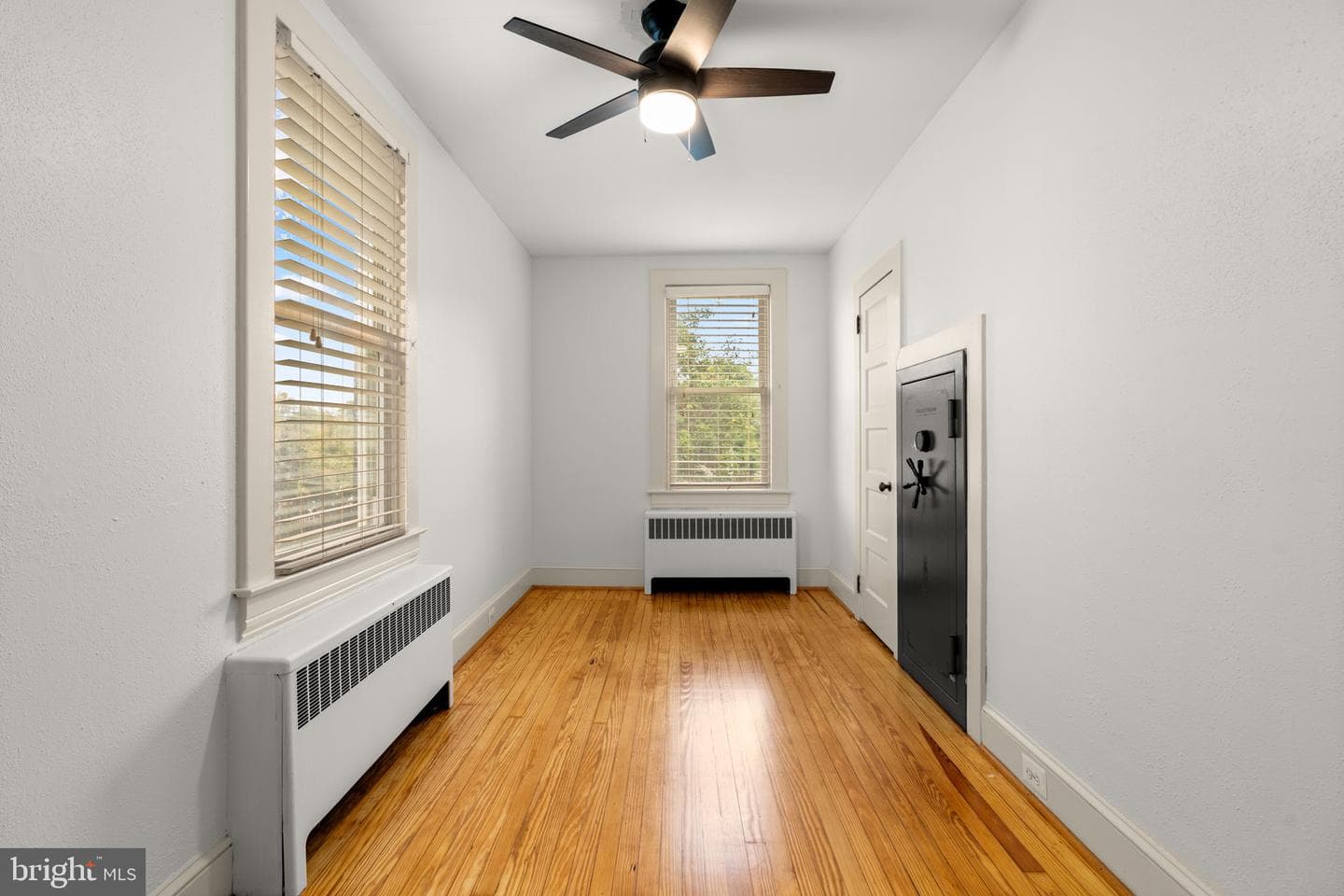 1250 Francis Avenue photo 19
