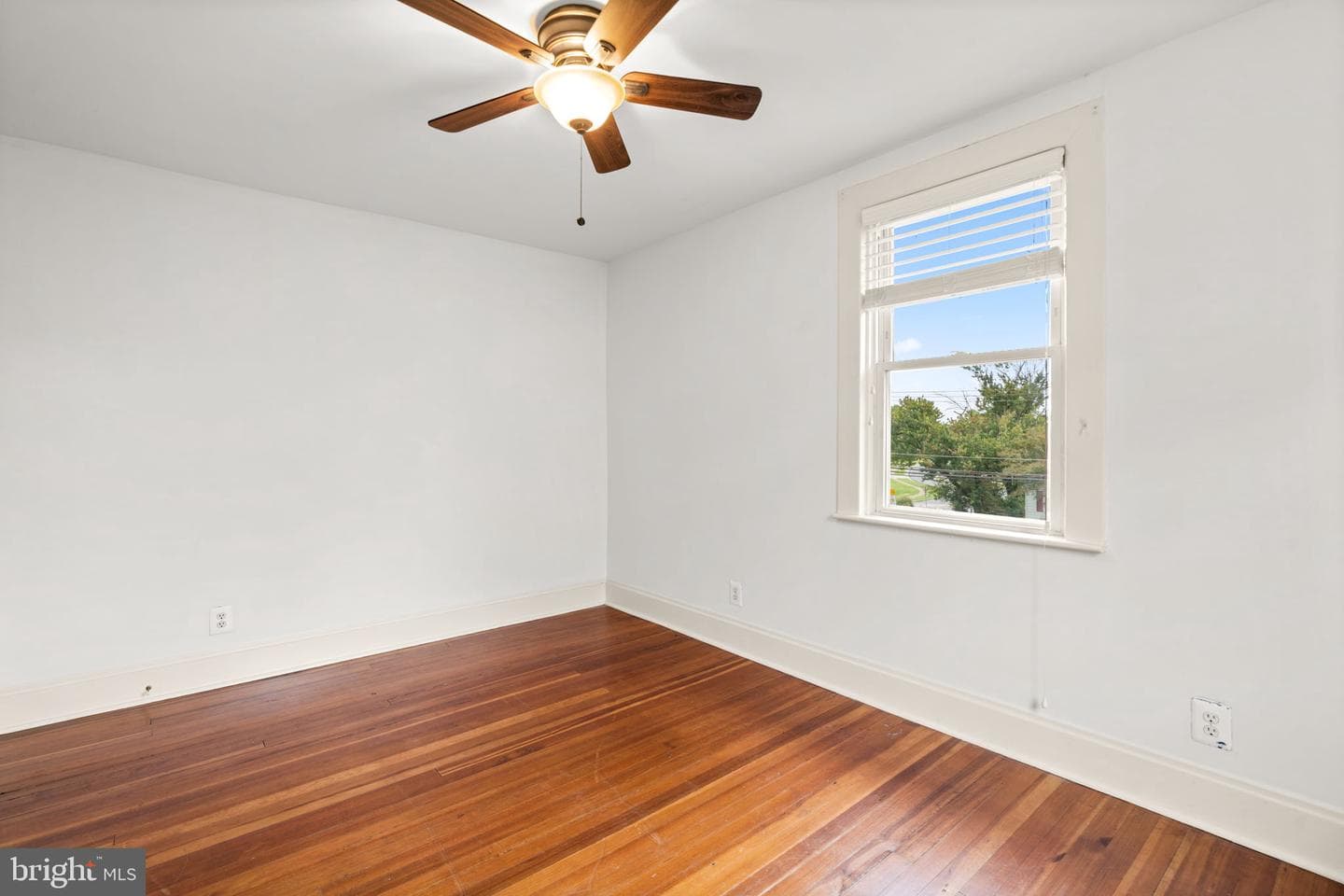 1250 Francis Avenue photo 37