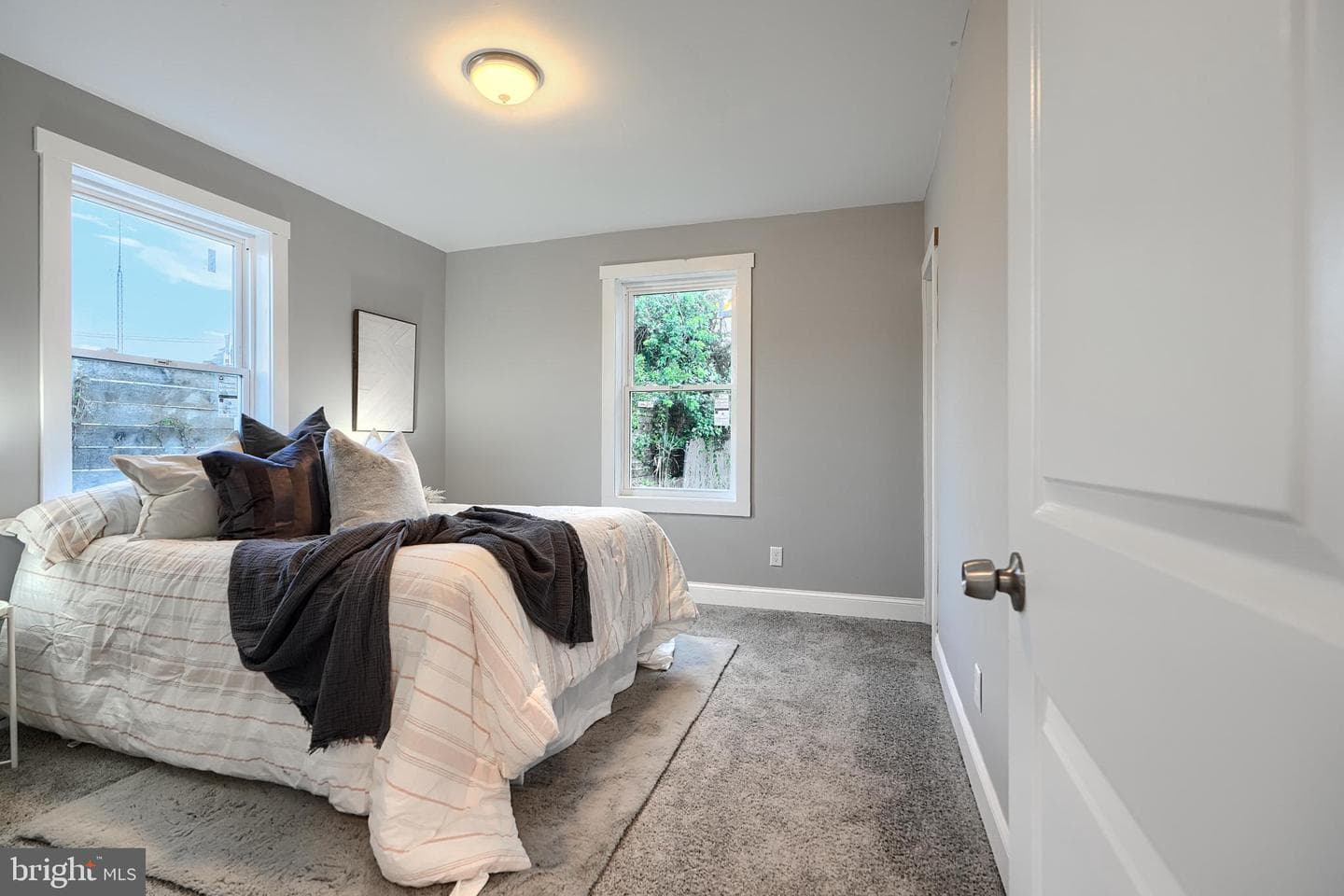 2919 Onyx photo 28