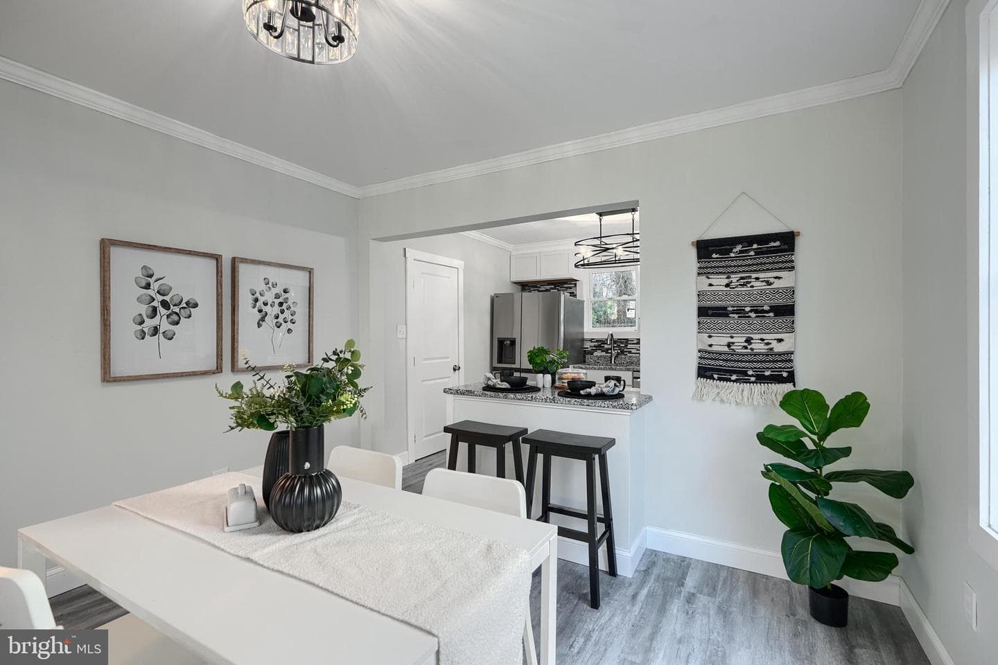 2919 Onyx photo 9