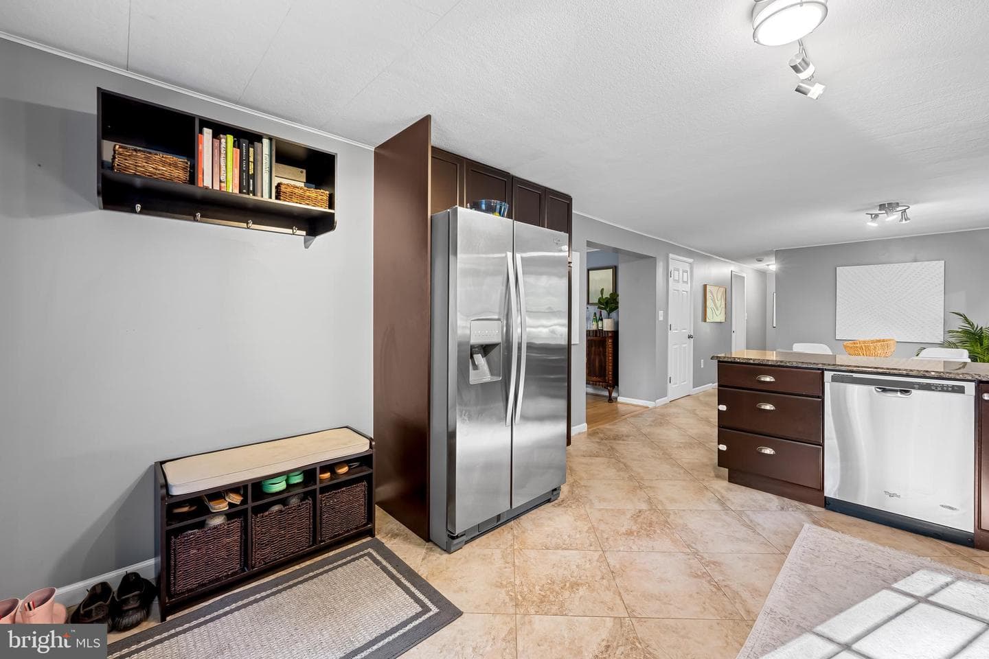 18709 Frederick Road photo 11