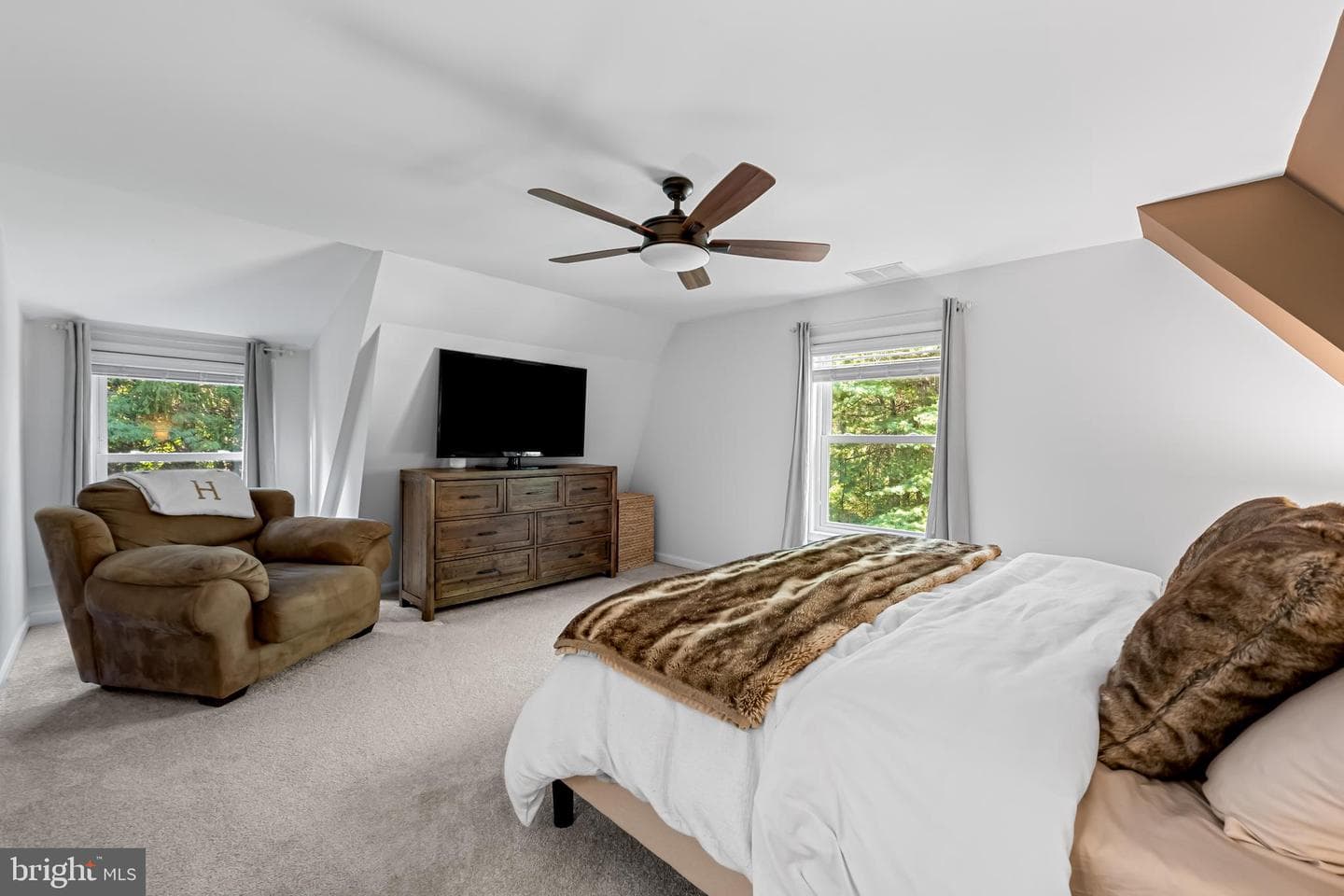 18709 Frederick Road photo 25