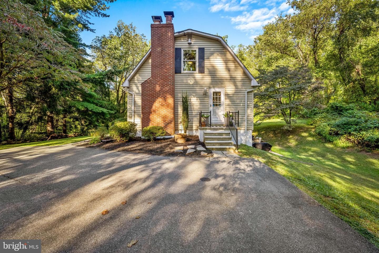 18709 Frederick Road photo 38