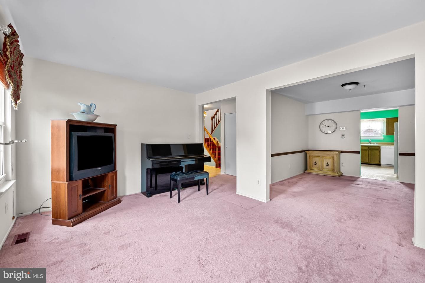 9 Menteith Court photo 3