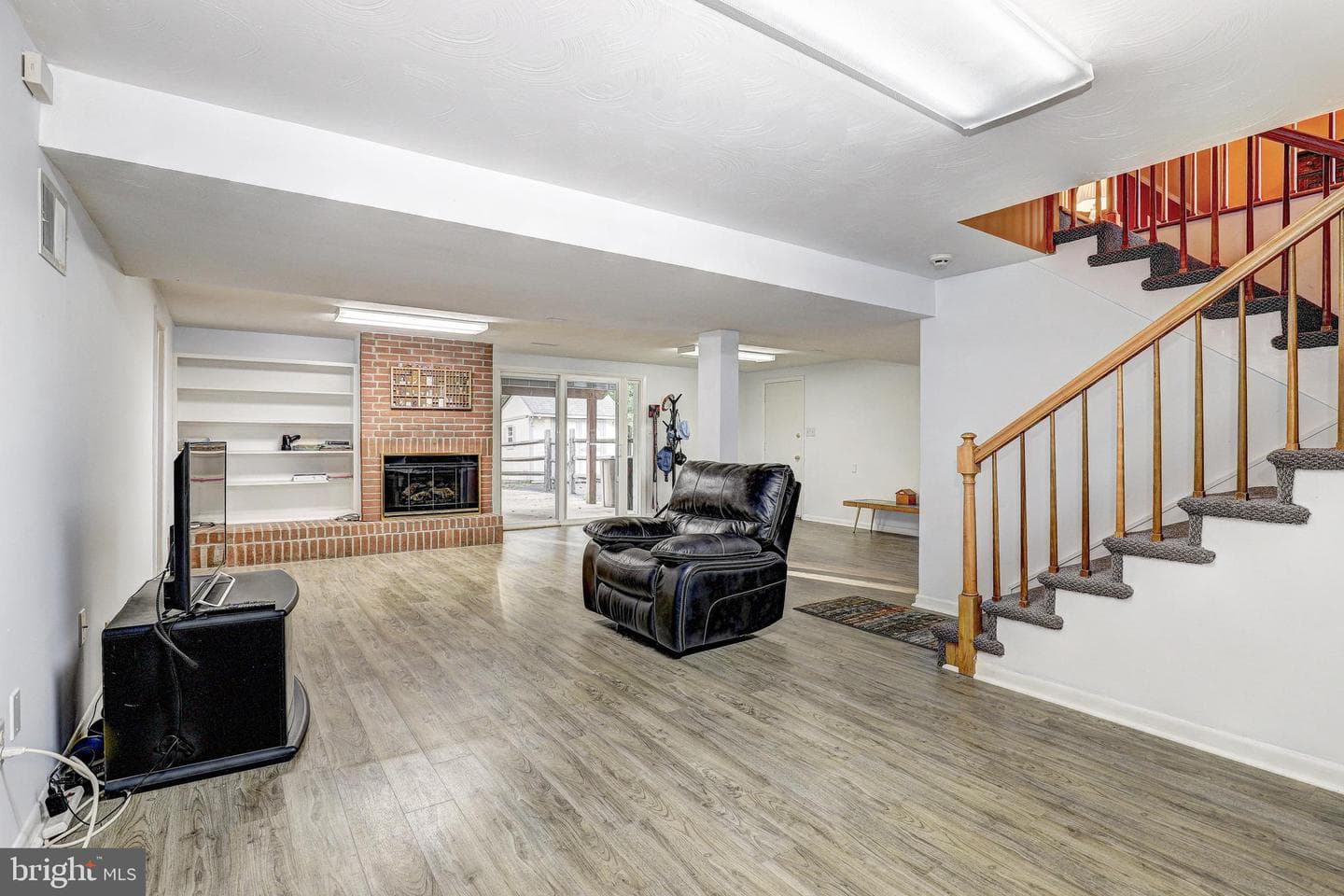 1402 Autumn Leaf Road photo 33