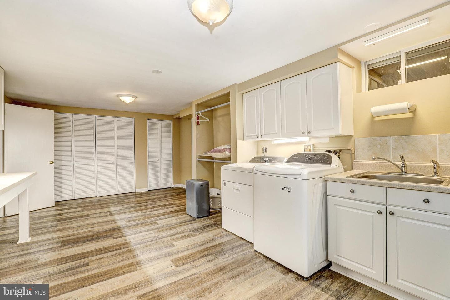 1402 Autumn Leaf Road photo 37