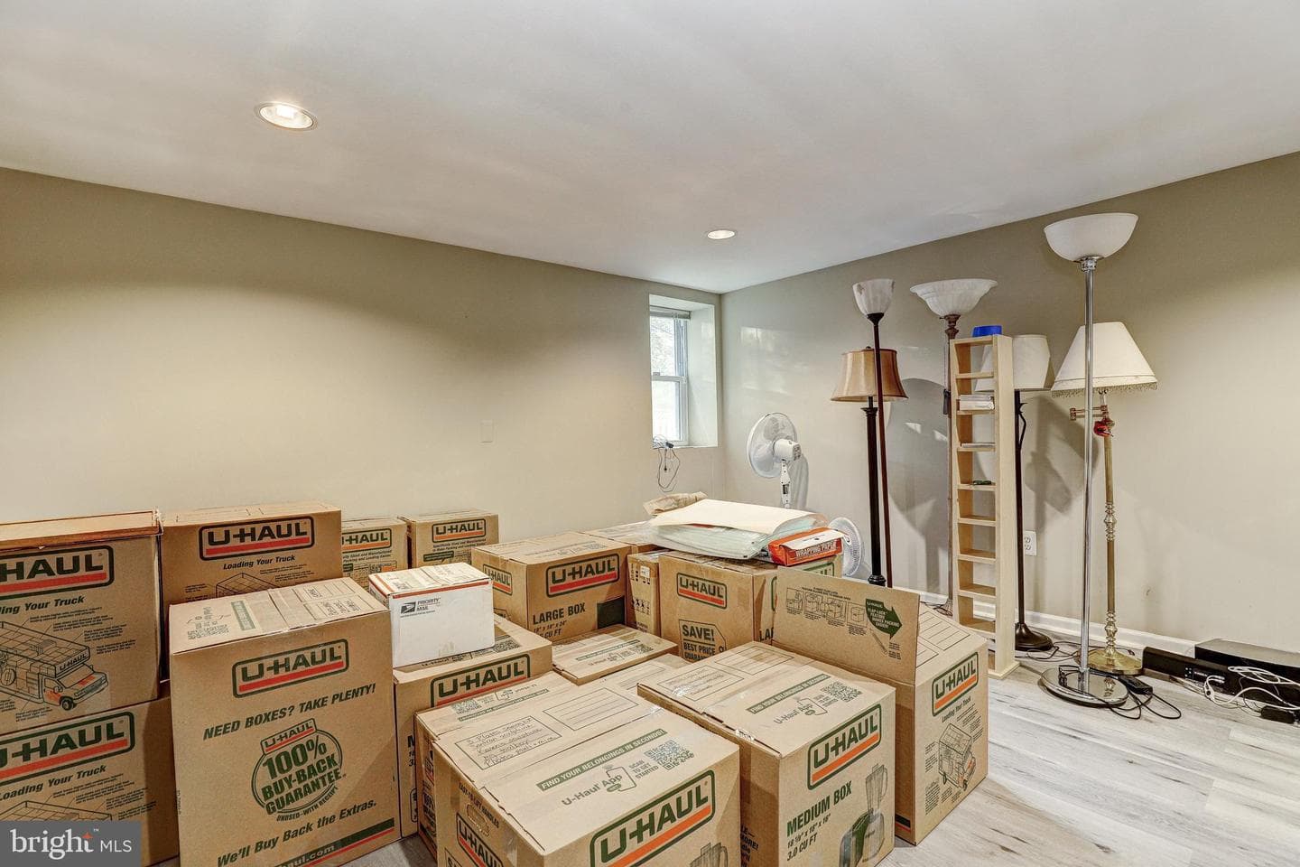 1402 Autumn Leaf Road photo 40