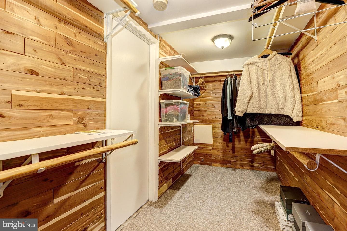 1402 Autumn Leaf Road photo 42