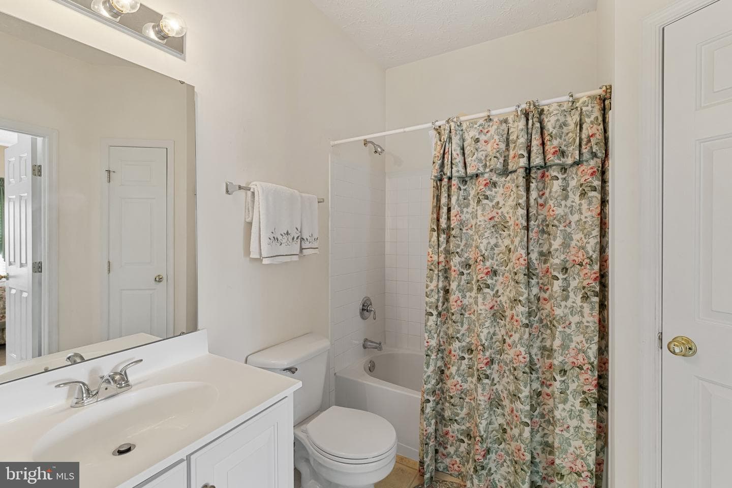 3 Brook Farm Court #3j photo 32