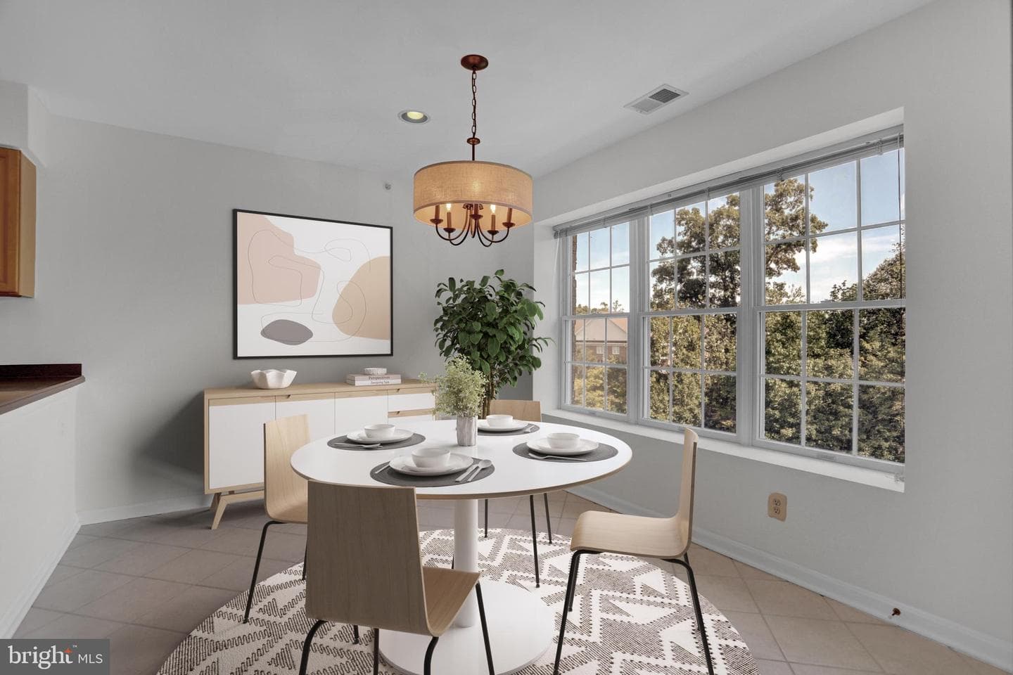 661 Straffan Drive #401 photo 10
