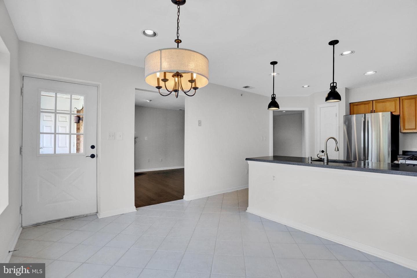 661 Straffan Drive #401 photo 12