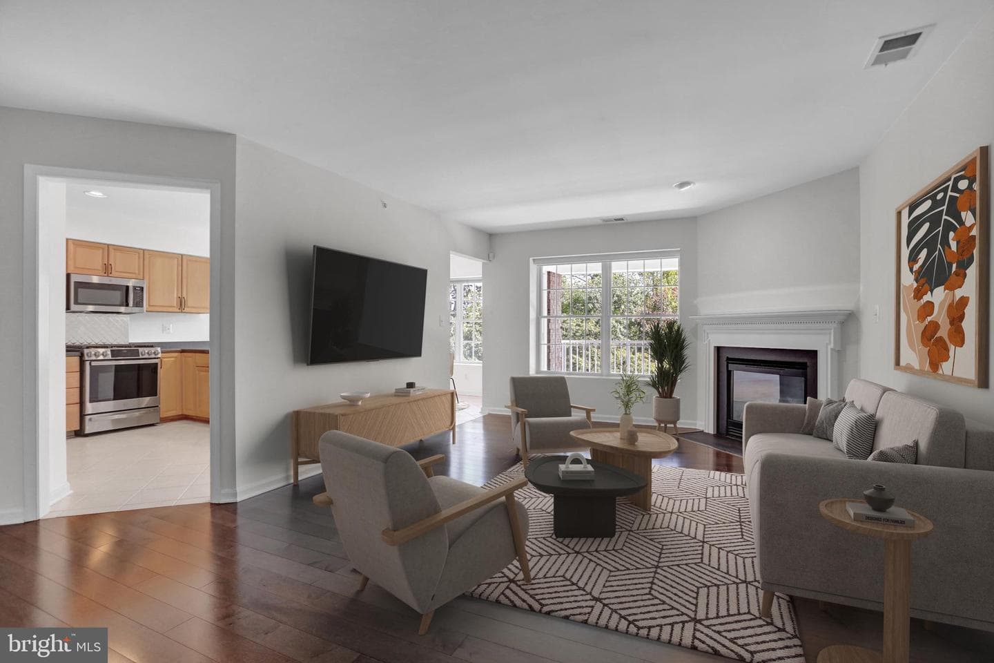 661 Straffan Drive #401 photo 18
