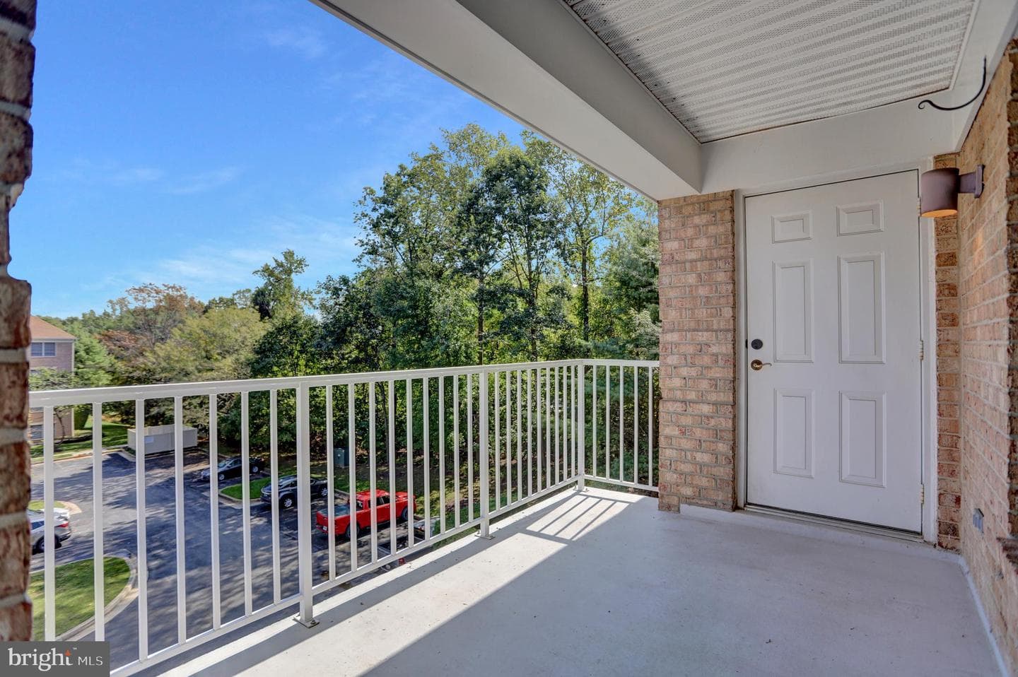 661 Straffan Drive #401 photo 32